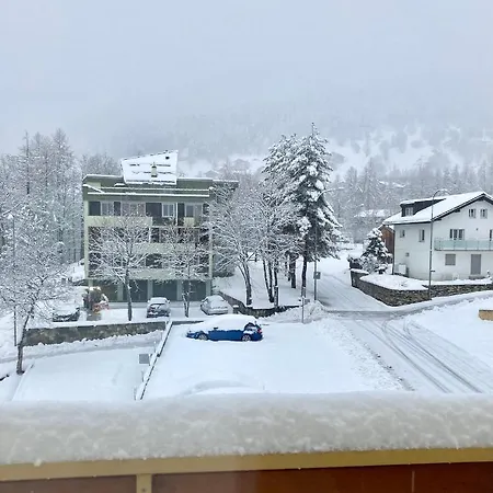 Spacious 3 - Family-friendly - - Great Views *