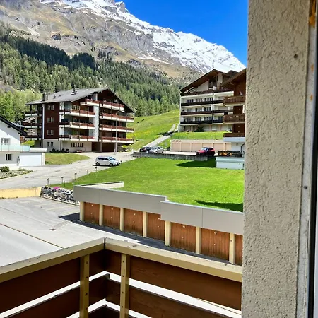 Spacious 3 - Family-friendly - - Great Views Apartment *