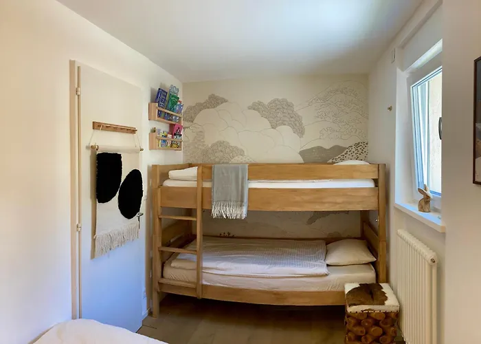 Spacious 3 - Family-friendly - - Great Views *