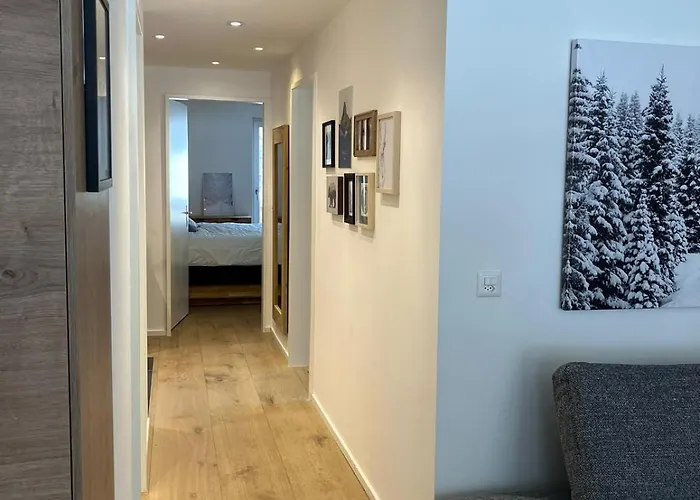 Spacious 3 - Family-friendly - - Great Views Apartment *